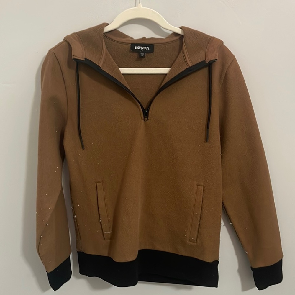 x-small sweatshirt w/ style!!! 🤎💛